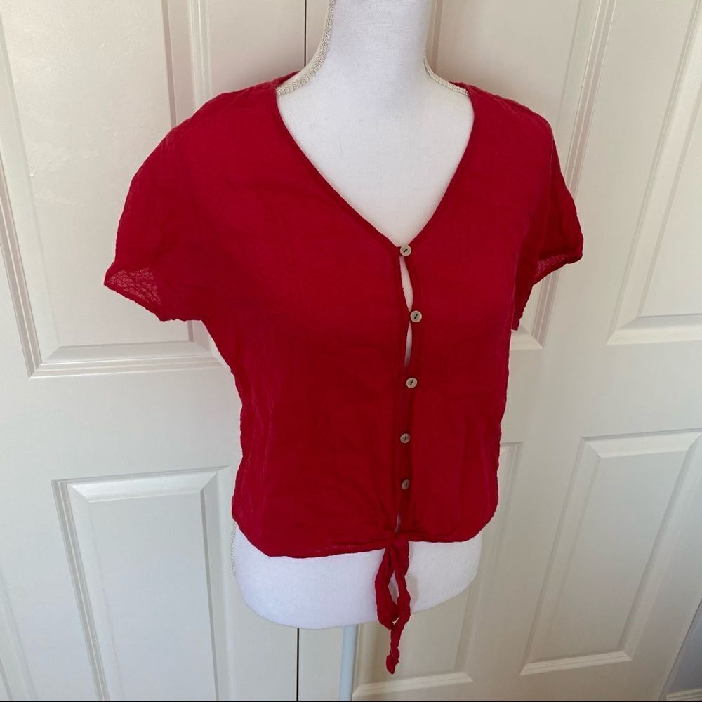 Universal Thread Tie Top - Picture 2 of 9